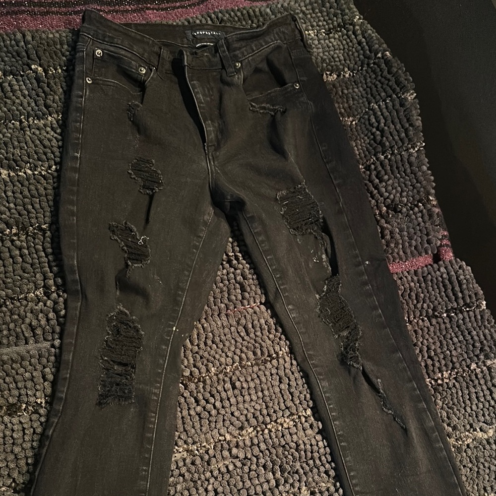 Black Distressed Jeans